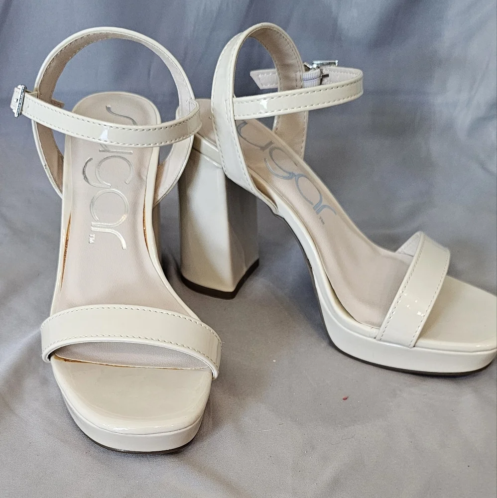 Sugar Heels Vallentina Dress Heels In Bone/Beige Size 6 NIB
